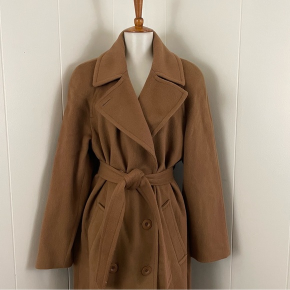 Vintage Brown Trench Coat - Picture 2 of 16